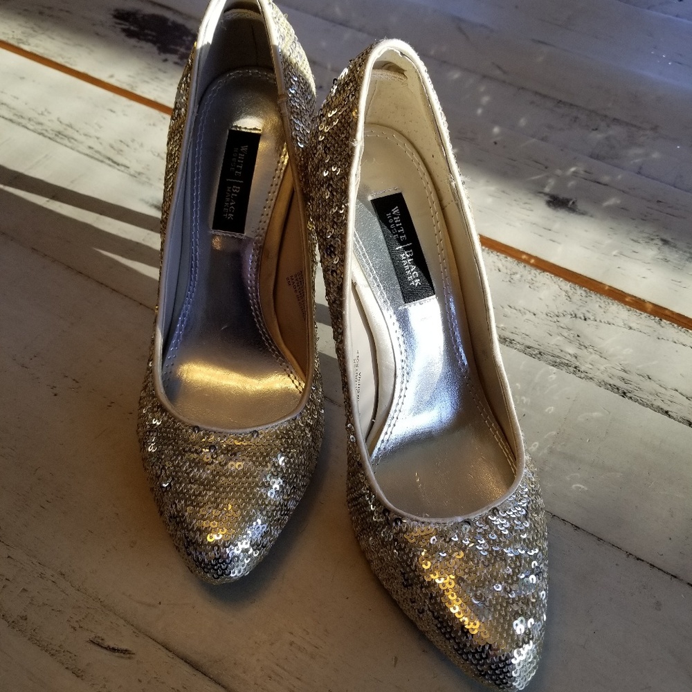 WHBM pumps, gold sequins. LIKE NEW